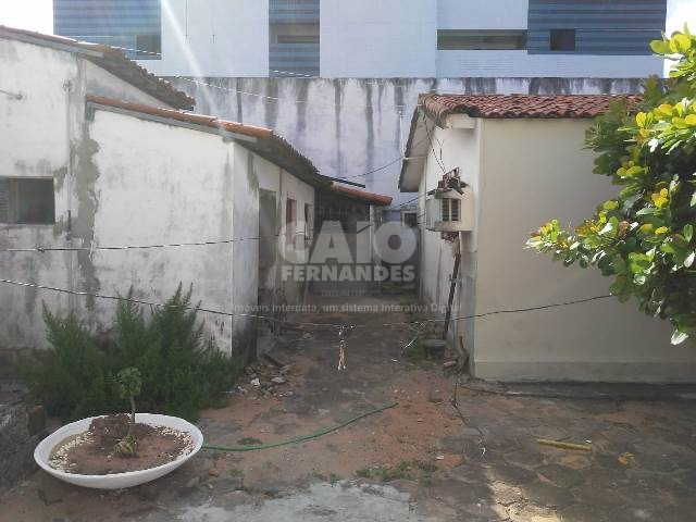 Caio Fernandes Imobiliária - Casa em Lagoa Nova
