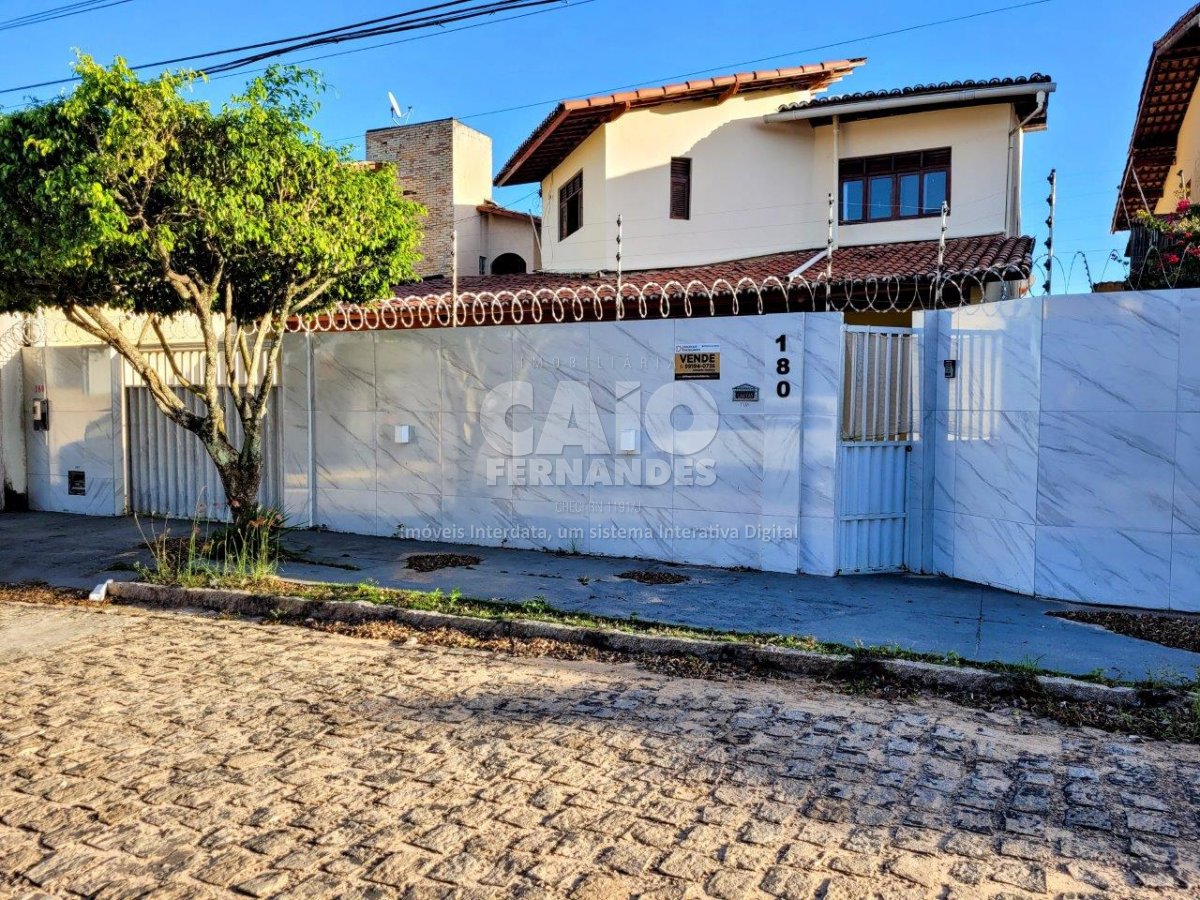 Caio Fernandes Imobiliária - Casa em Nova Parnamirim