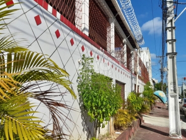 Prédio comercial em Dix Sept Rosado - Foto